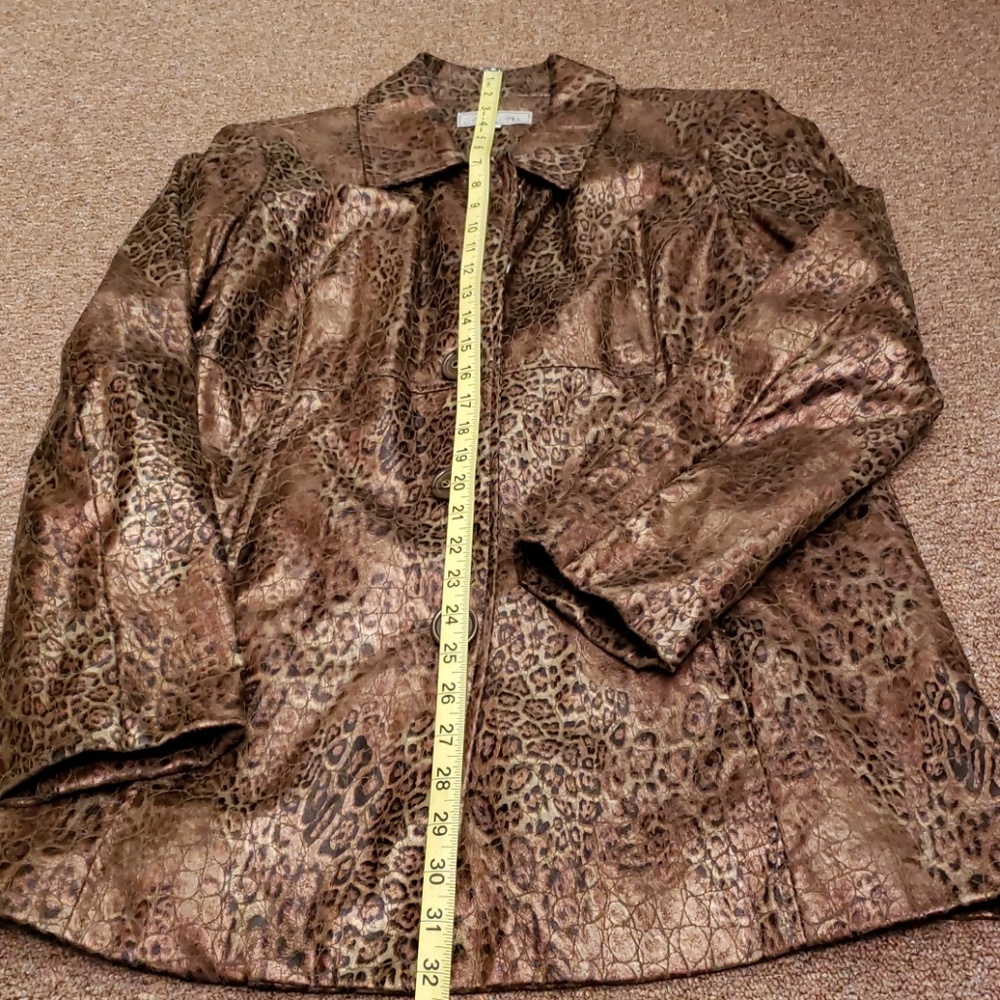 Jacket - Picture 3 of 5